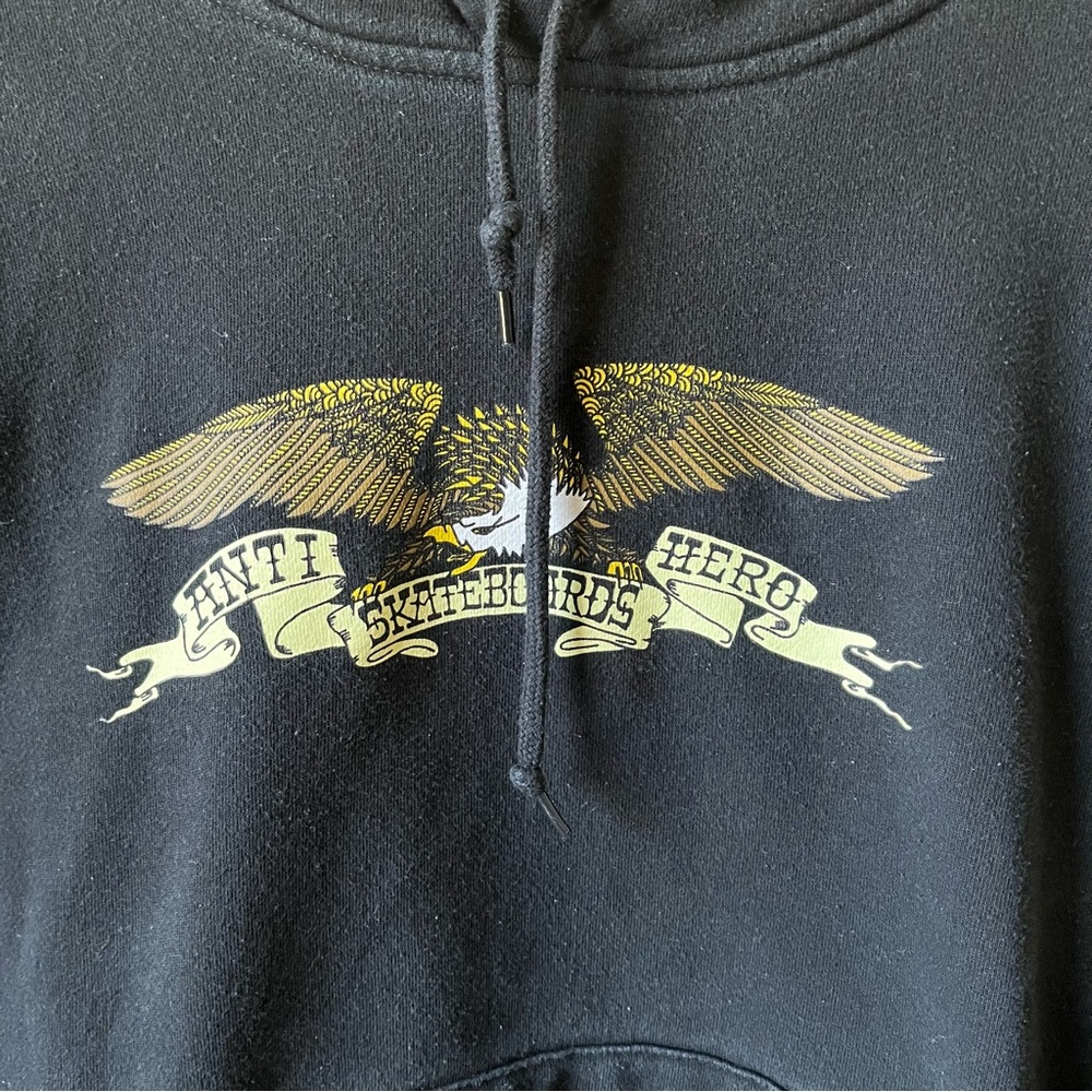 men’s black anti-hero skateboards hoodie small - Picture 2 of 4